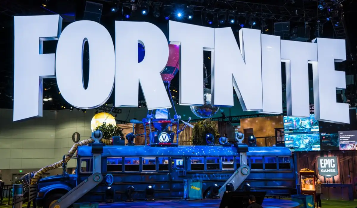 How much internet does Fortnite use